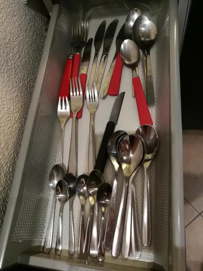ברטיסלאבה Red Apartment מראה חיצוני תמונה