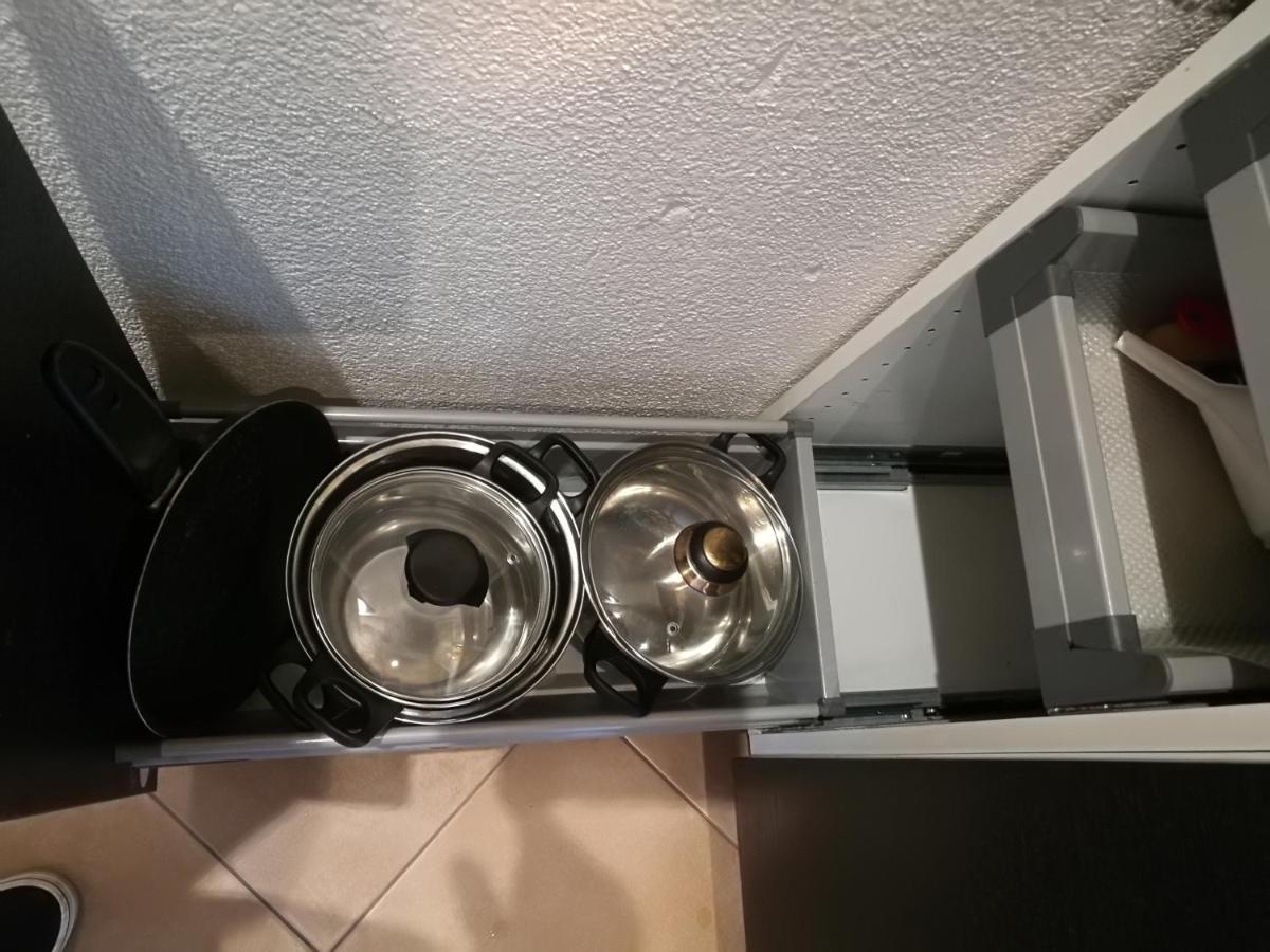 ברטיסלאבה Red Apartment מראה חיצוני תמונה
